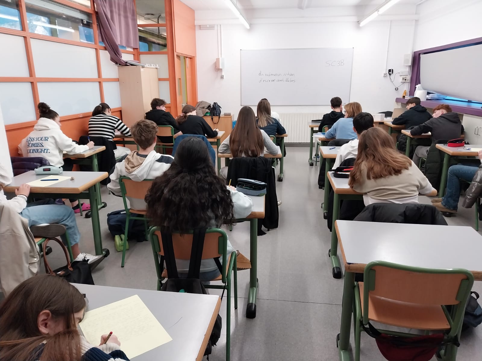 Primera fase del 18è Dictat nacional - Escola andorrana de Santa Coloma