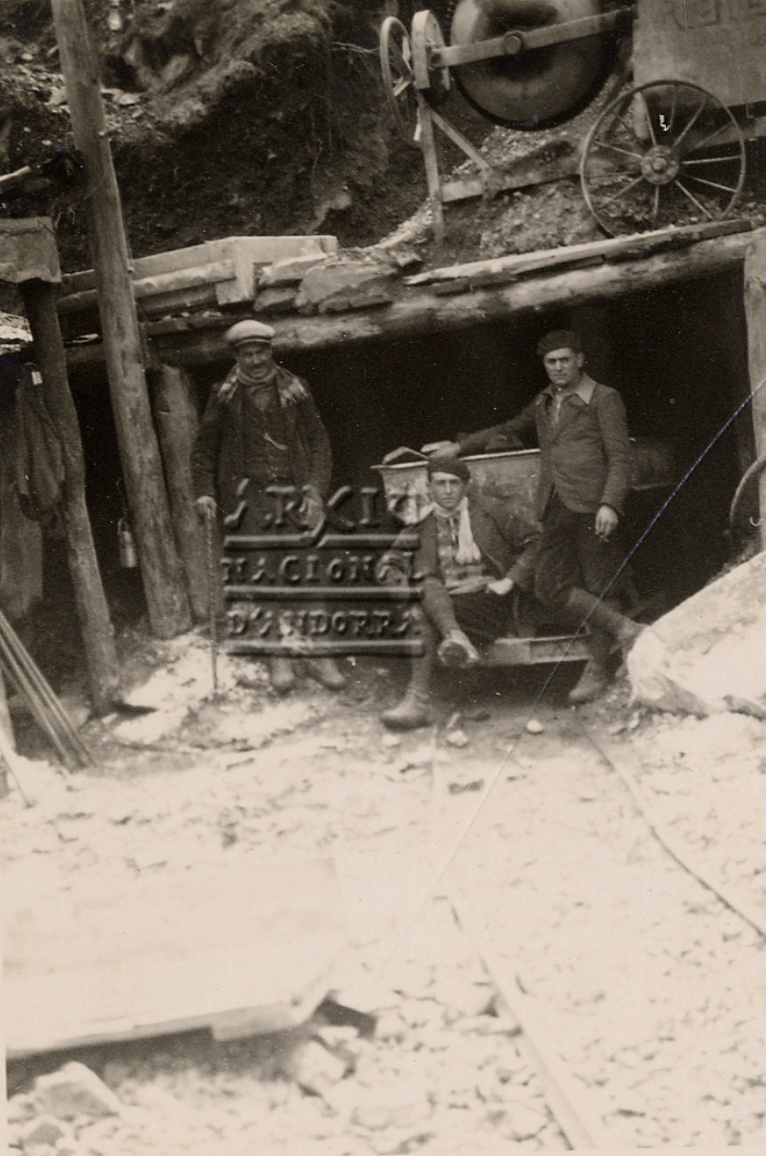 FASCH-111: Entrada de la canalització T8