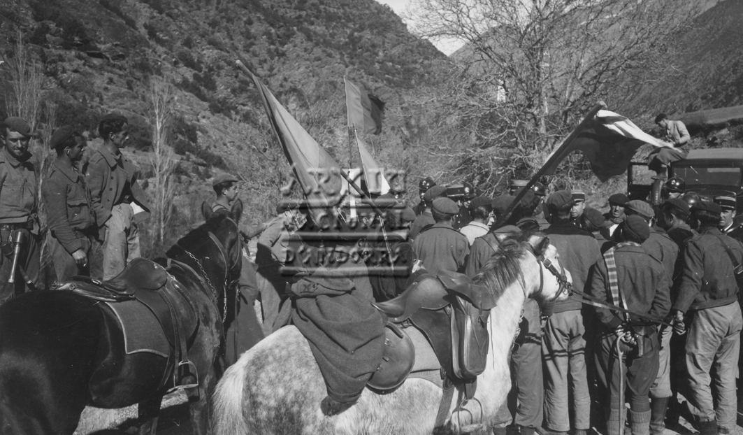 VE-026: Tropes nacionals espanyoles a la frontera del riu Runer