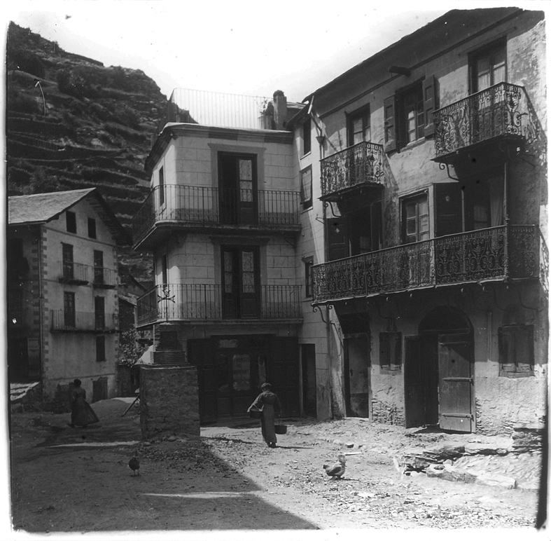 21-FSA: Plaça Major de Sant Julià de Loira