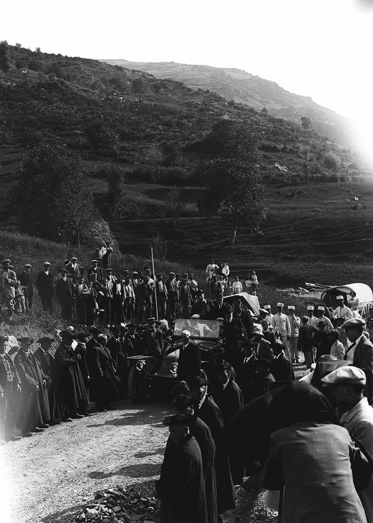 CRA_0186: Instantània de la rebuda al bisbe Joan Benlloch Vivó