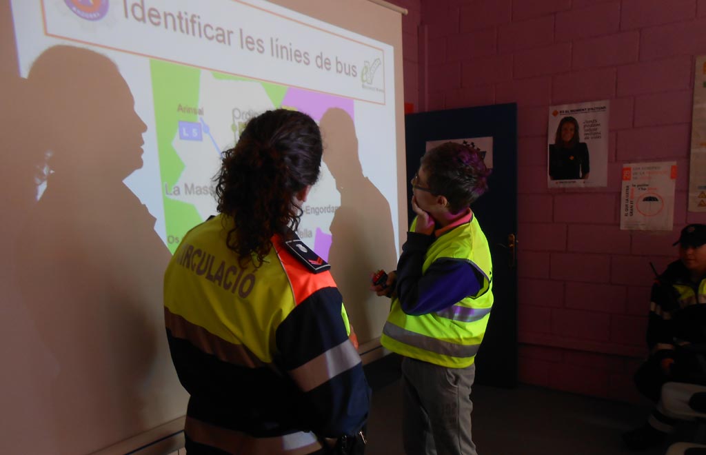 ALUMNES ESCOLA ESPECIALITZADA NOSTRA SENYORA DE MERITXELL