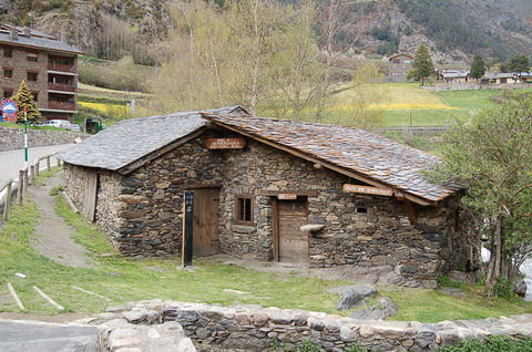 Imagen de Mola i serradora de cal Pal