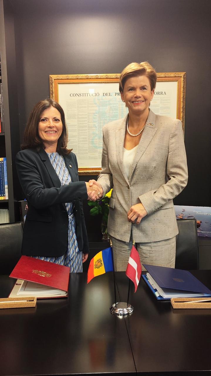 Andorra i Letònia signen el conveni per eliminar la doble imposició