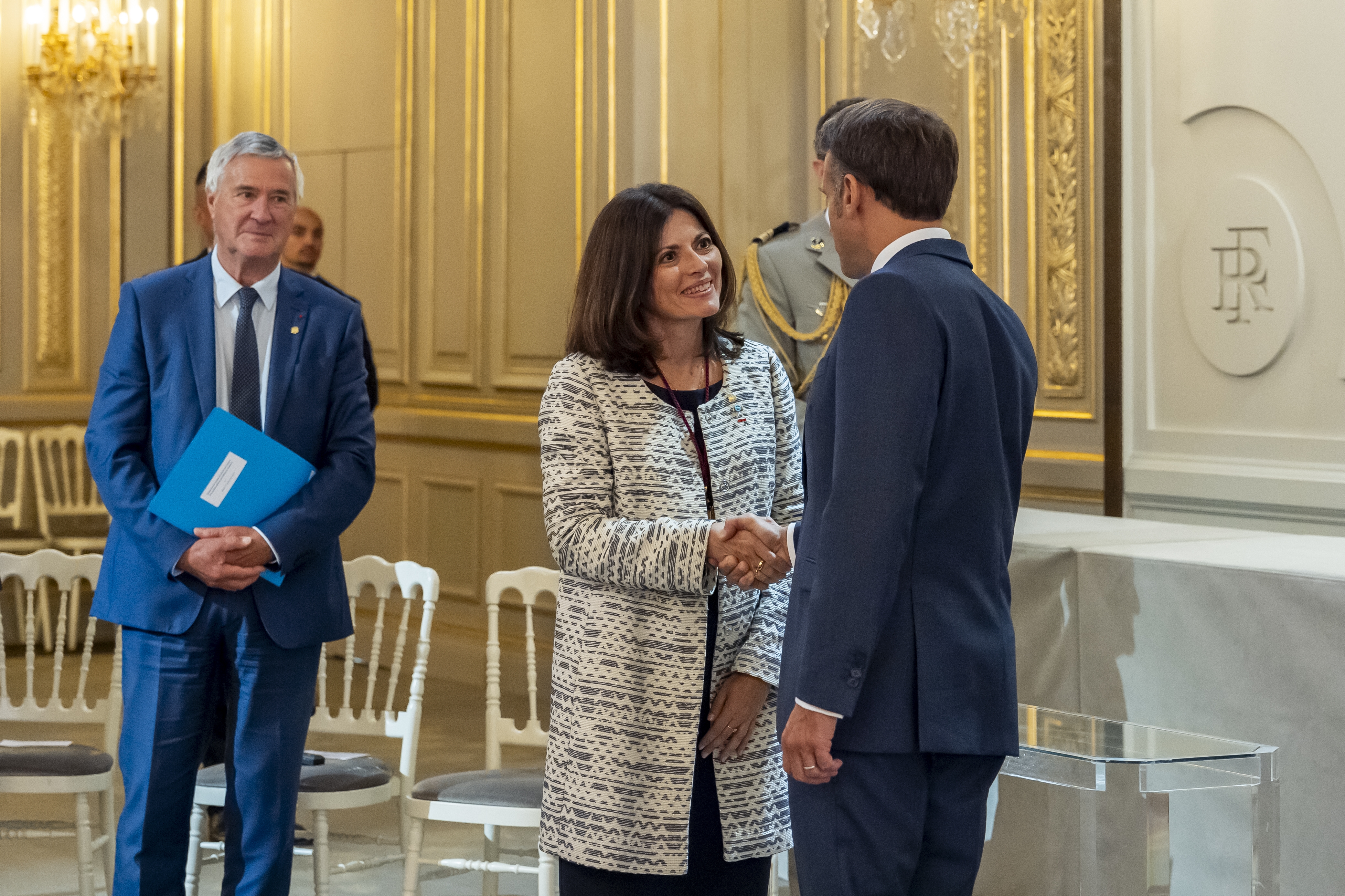 Els ambaixadors acreditats a Andorra presenten les cartes credencials al copríncep Macron
