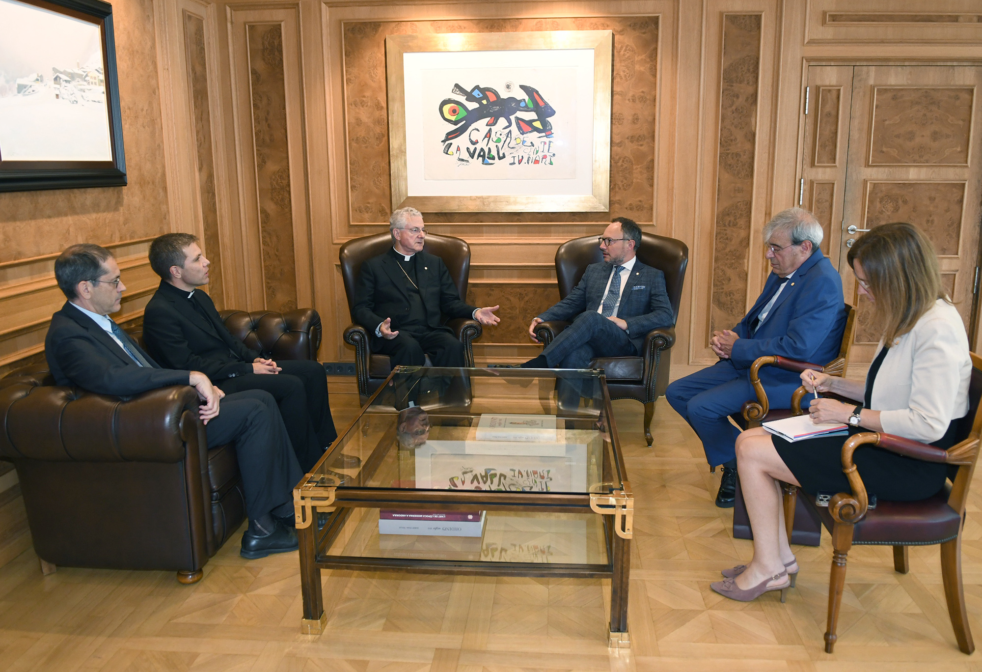 El cap de Govern, Xavier Espot, rep el nou bisbe coadjutor i futur Copríncep episcopal, Josep-Lluís Serrano