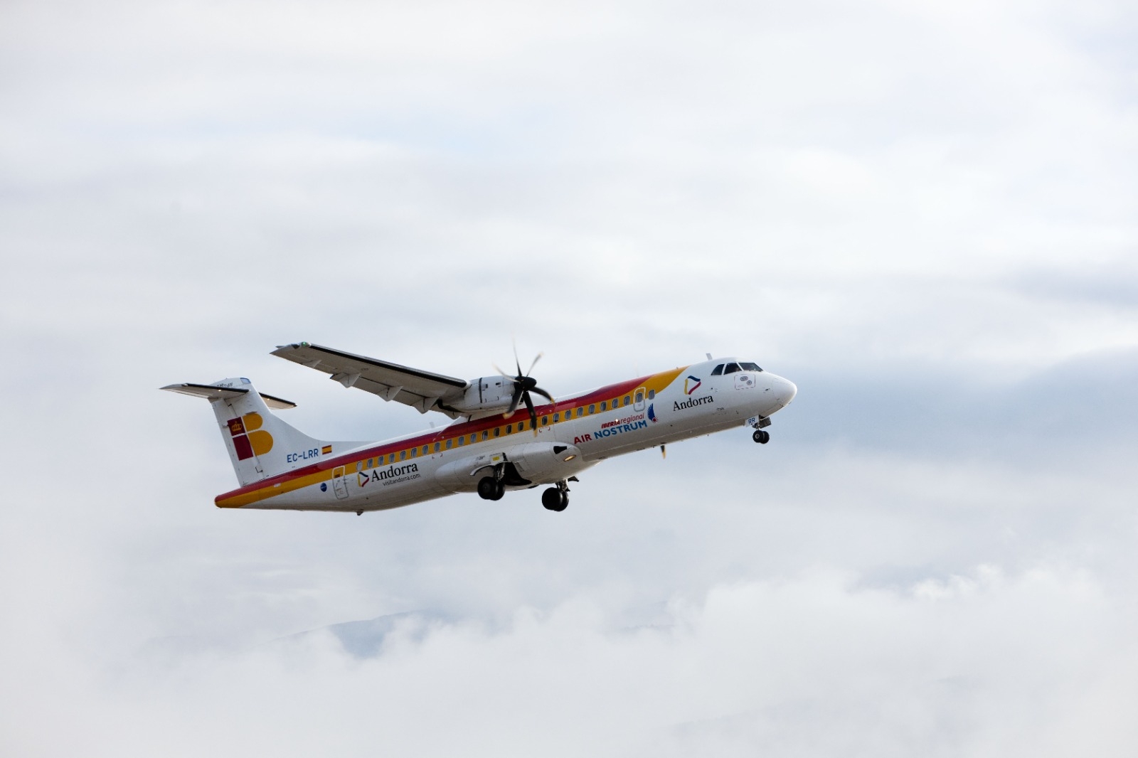 El Govern obre el concurs per renovar els vols que connecten l’aeroport d’Andorra-La Seu d’Urgell amb Palma i Madrid