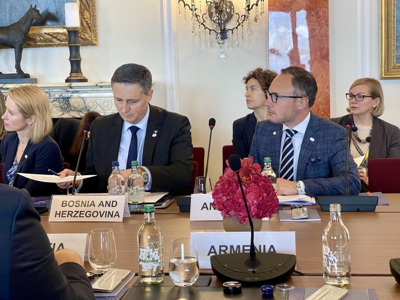 Andorra s’adhereix a la declaració conjunta adoptada a la Cimera per la pau a Ucraïna