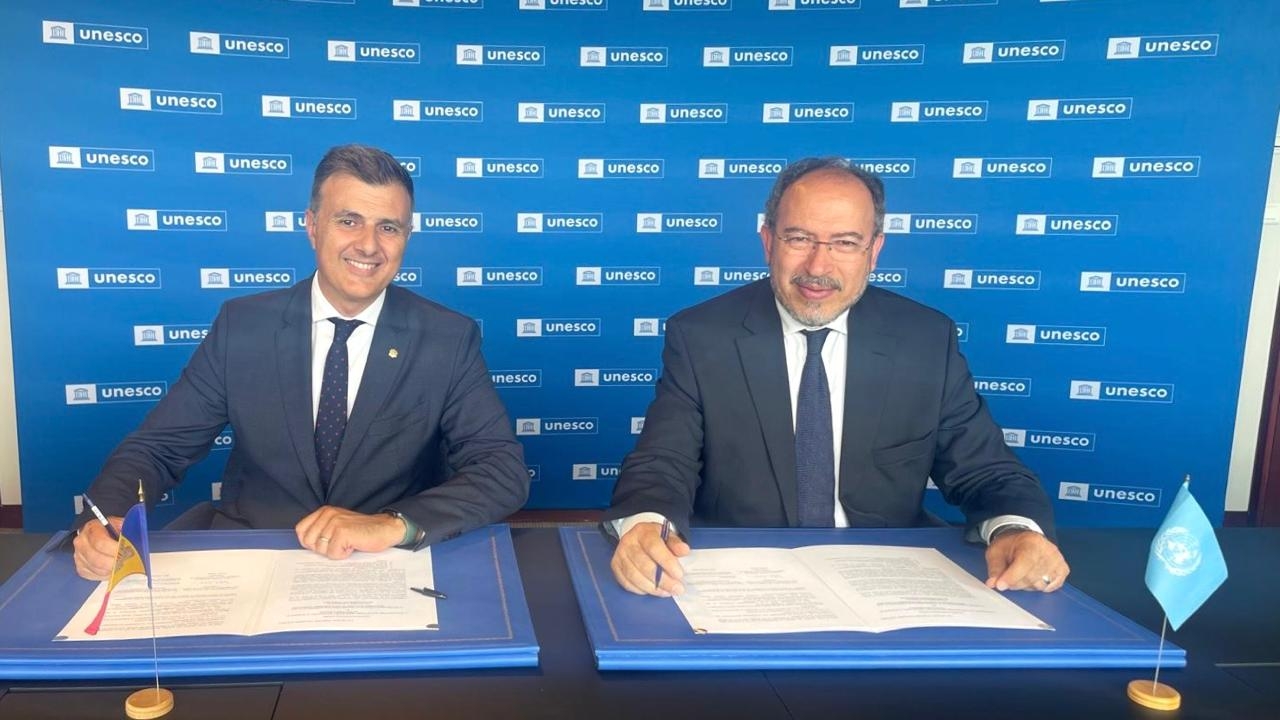 El Govern i la UNESCO uneixen esforços per intercanviar experiències en matèria d’ètica i benestar digital