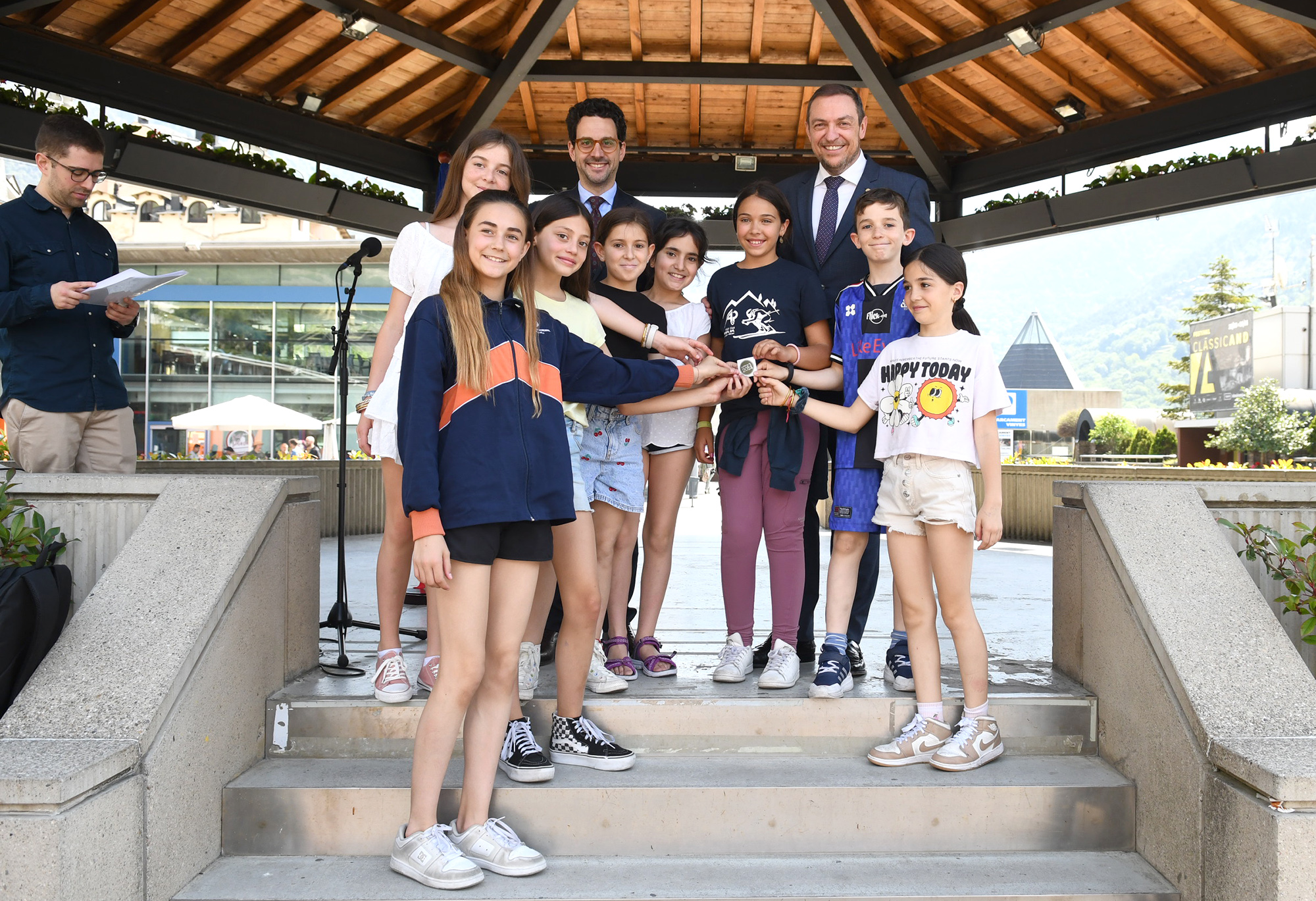 El Govern entrega els premis per impulsar patis més verds als centres educatius