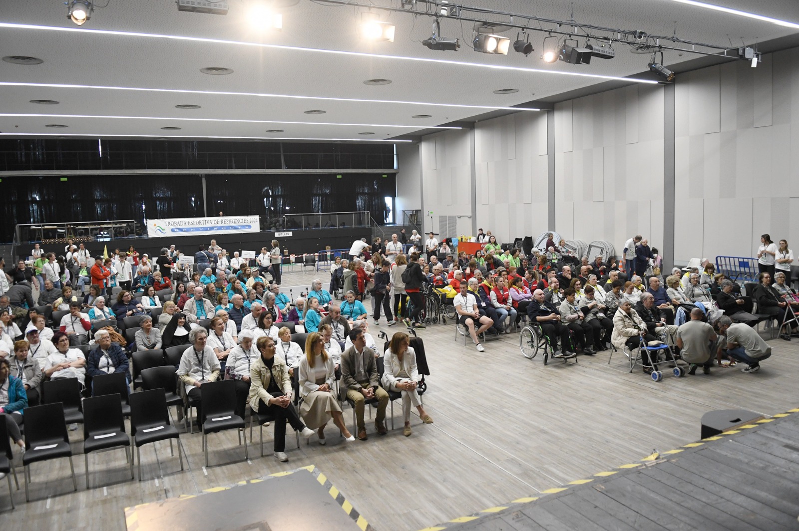 La 20a edició de la Trobada esportiva de residències aplega 300 persones per promoure l’activitat física entre la gent gran