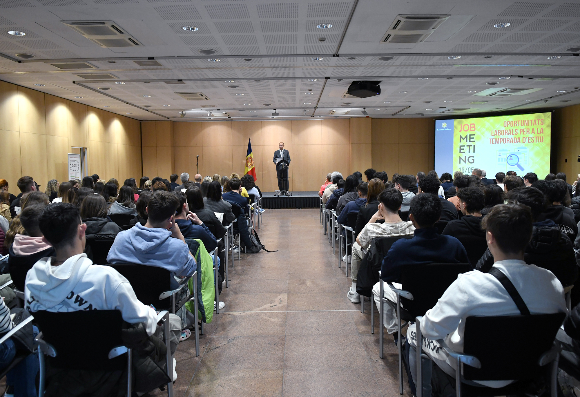 Èxit d’assistència al primer Job Meeting d’estiu per promoure la contractació de personal per a la temporada estival