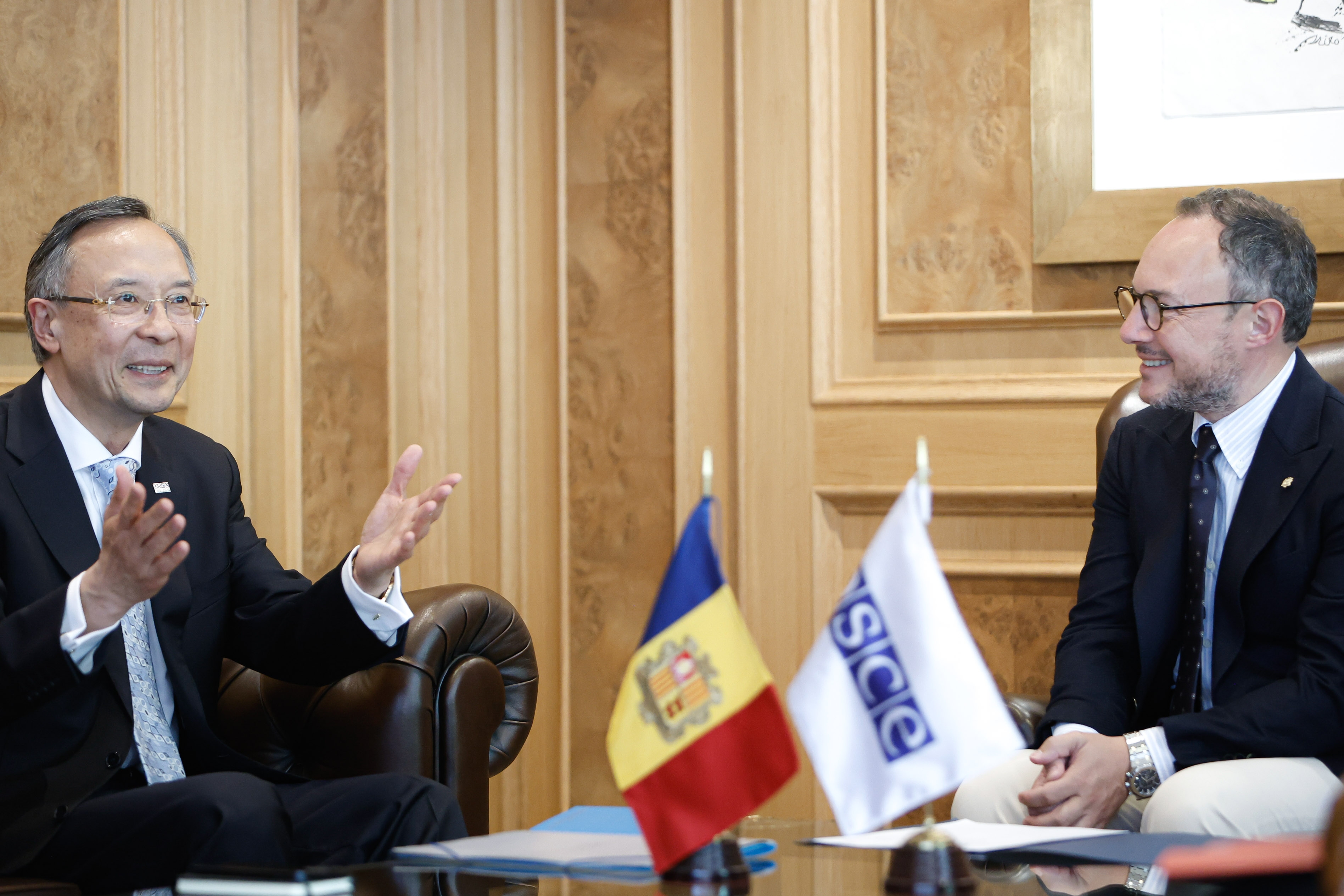 L’alt comissionat per a les Minories Nacionals de l’OSCE coneix les polítiques educatives i la gestió de la diversitat d’Andorra