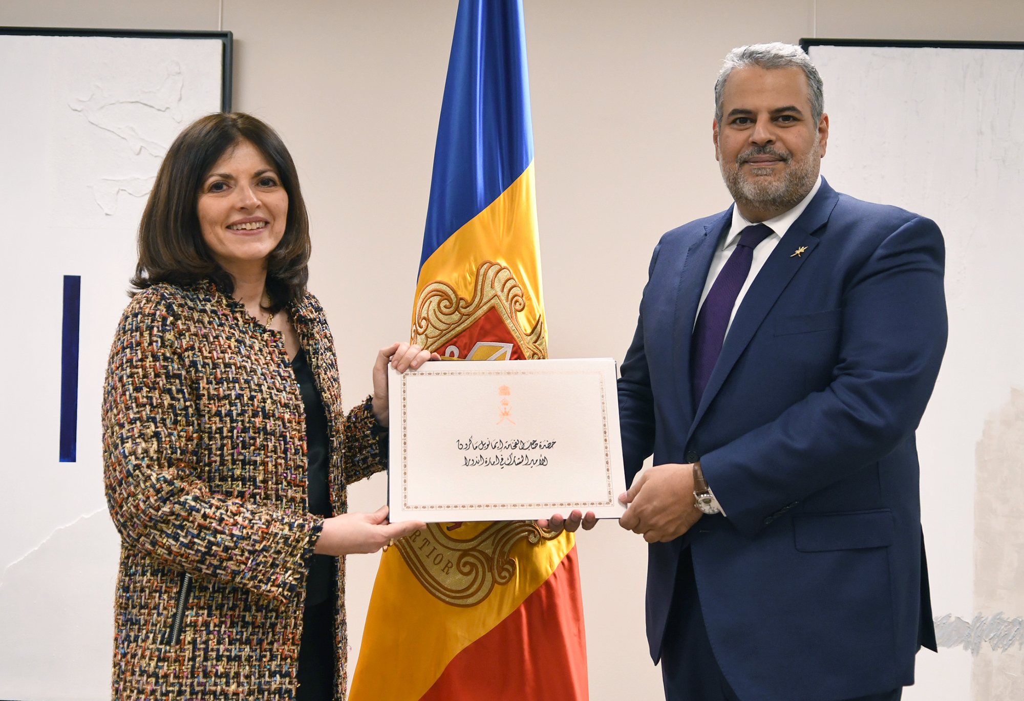 La ministra Tor rep les còpies d’estil de set ambaixadors acreditats a Andorra