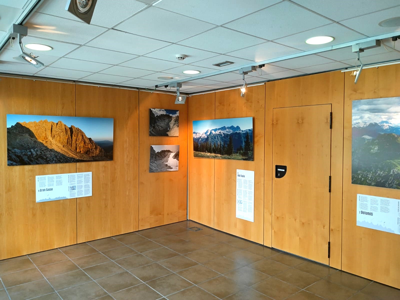Andorra acull una exposició fotogràfica italiana per sensibilitzar sobre les muntanyes i la conciència ambiental