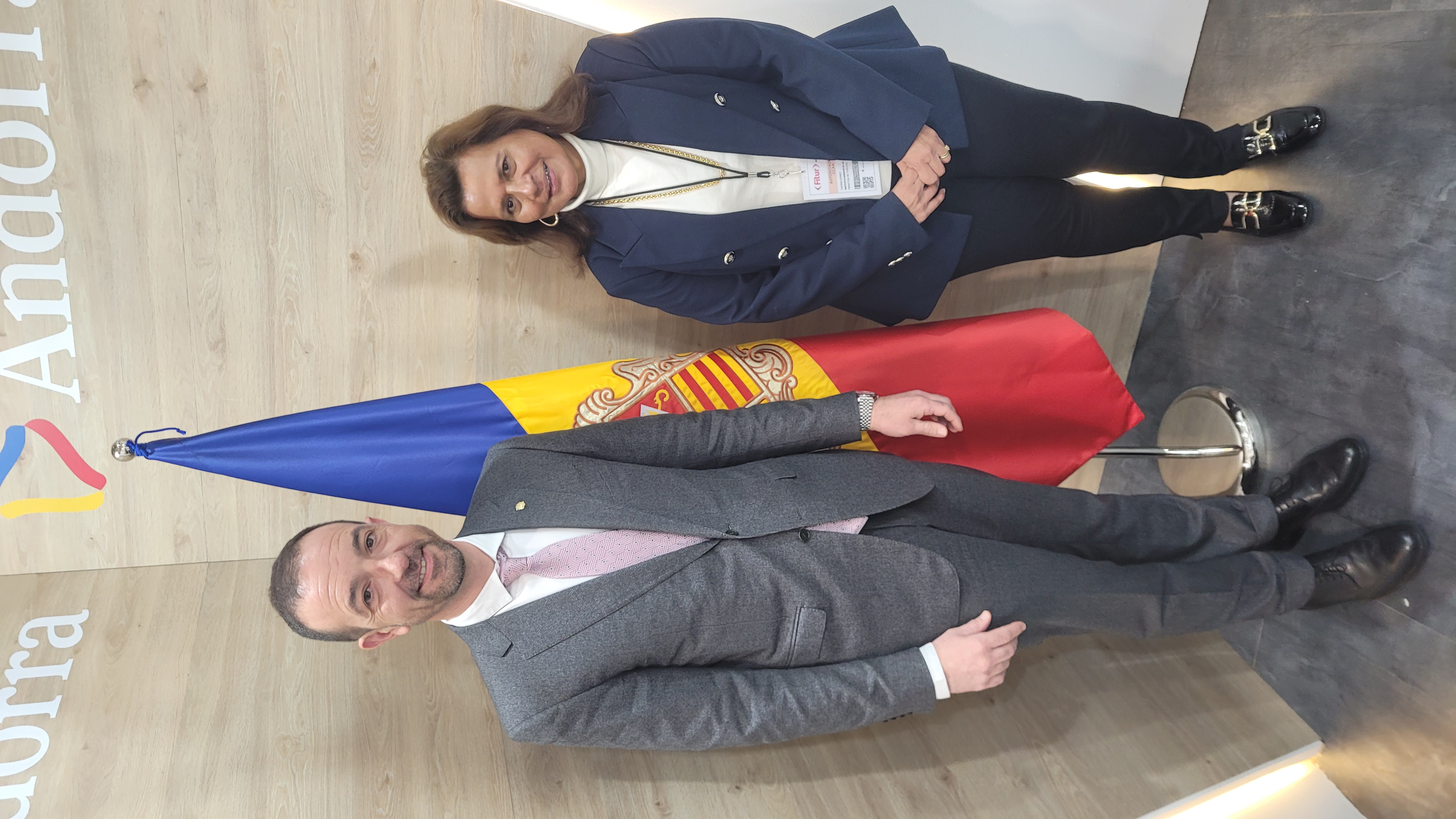 El ministre Jordi Torres i el seu homòleg espanyol, Jordi Hereu, comparteixen estratègies de turisme sostenible a Fitur