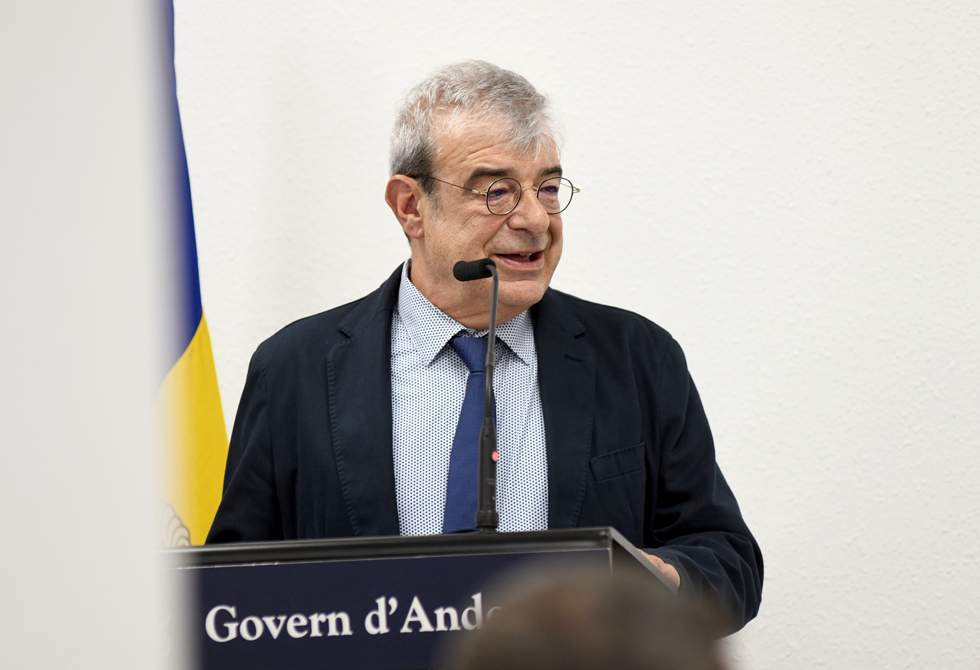 El suplement europeu del títol s’haurà d’expedir en català i anglès per facilitar les homologacions dels diplomes universitaris