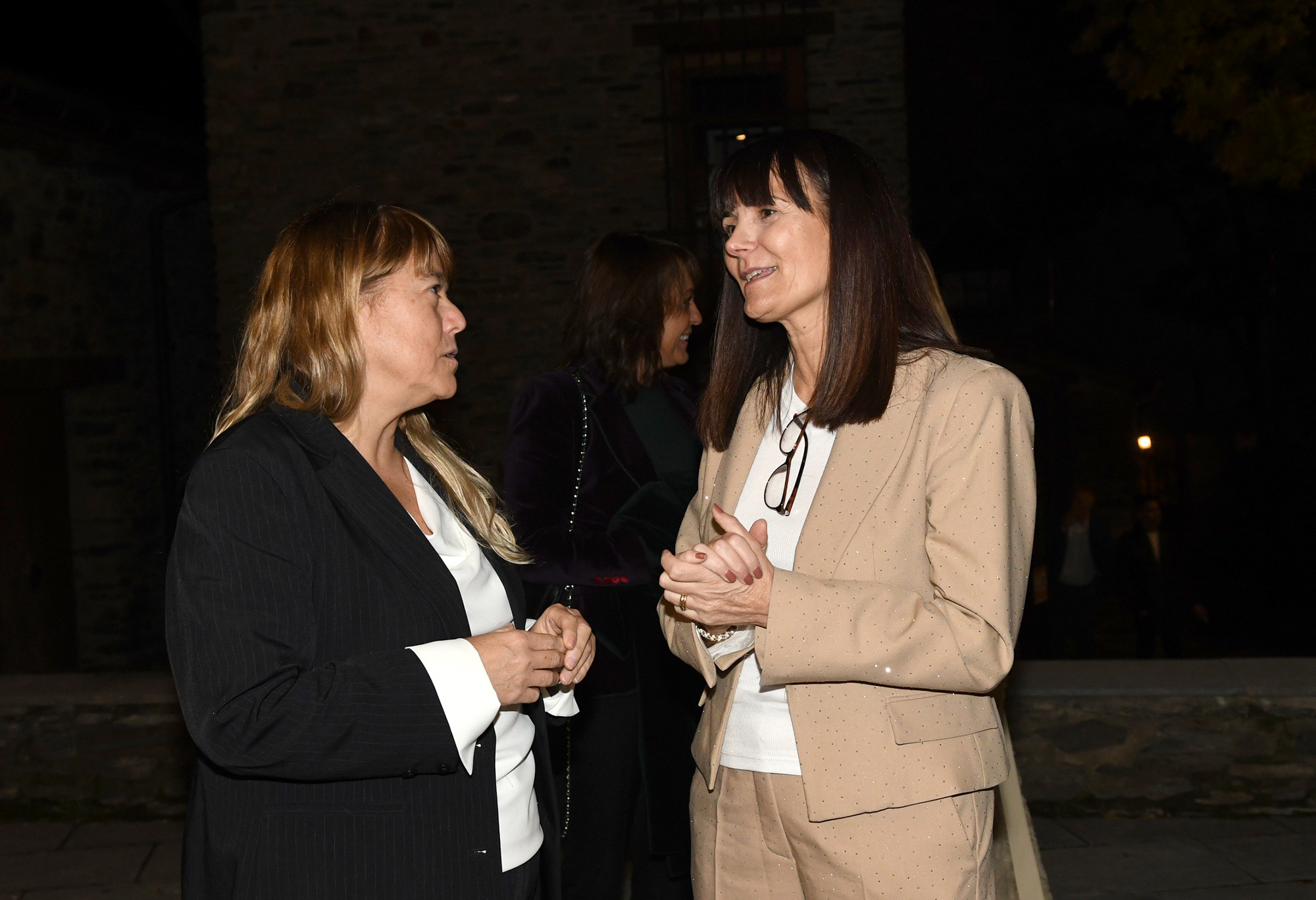 Mònica Bonell i Natàlia Garriga entreguen els Premis Internacionals Ramon Llull, en l’onzena edició del certamen