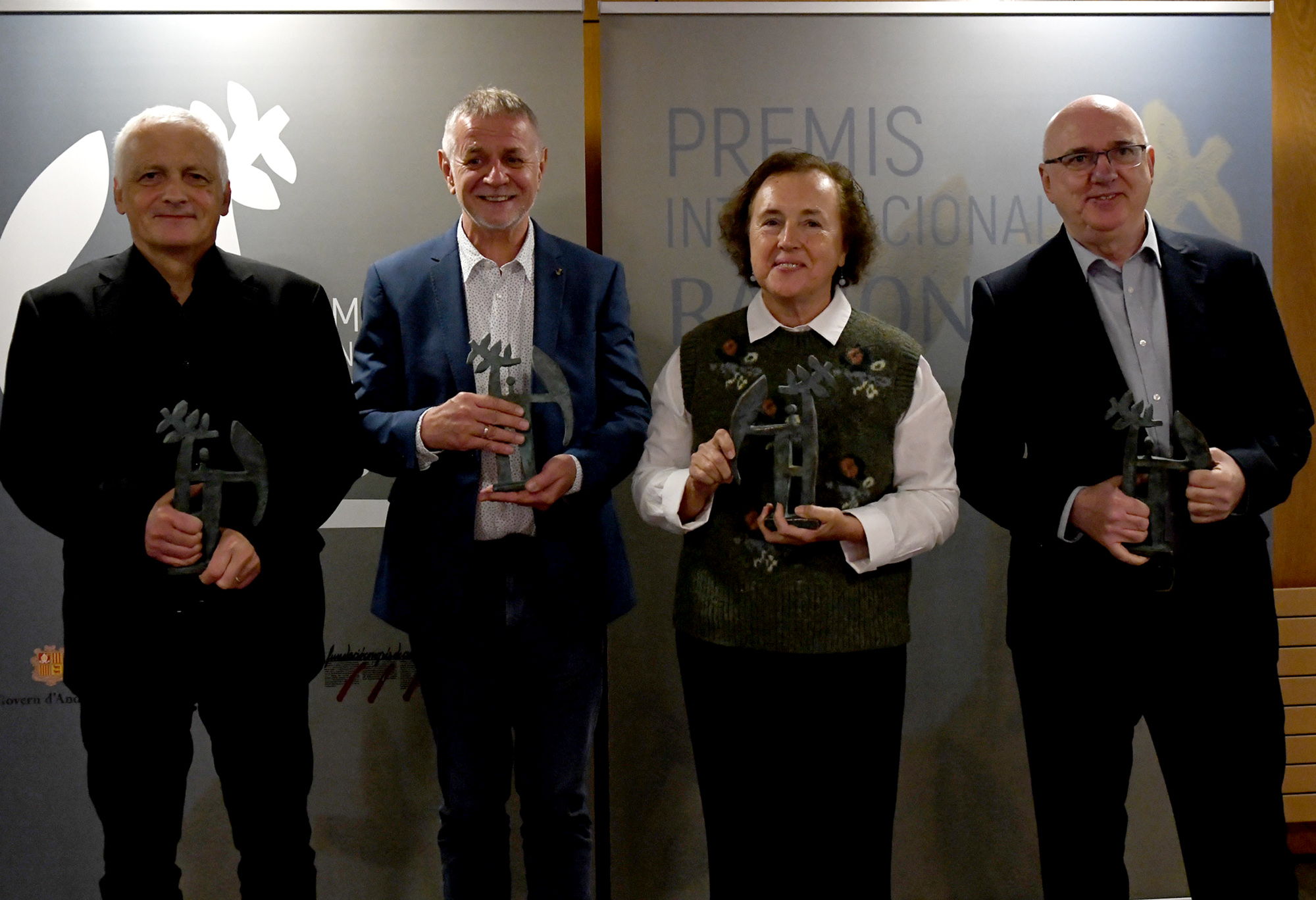 Mònica Bonell i Natàlia Garriga entreguen els Premis Internacionals Ramon Llull, en l’onzena edició del certamen