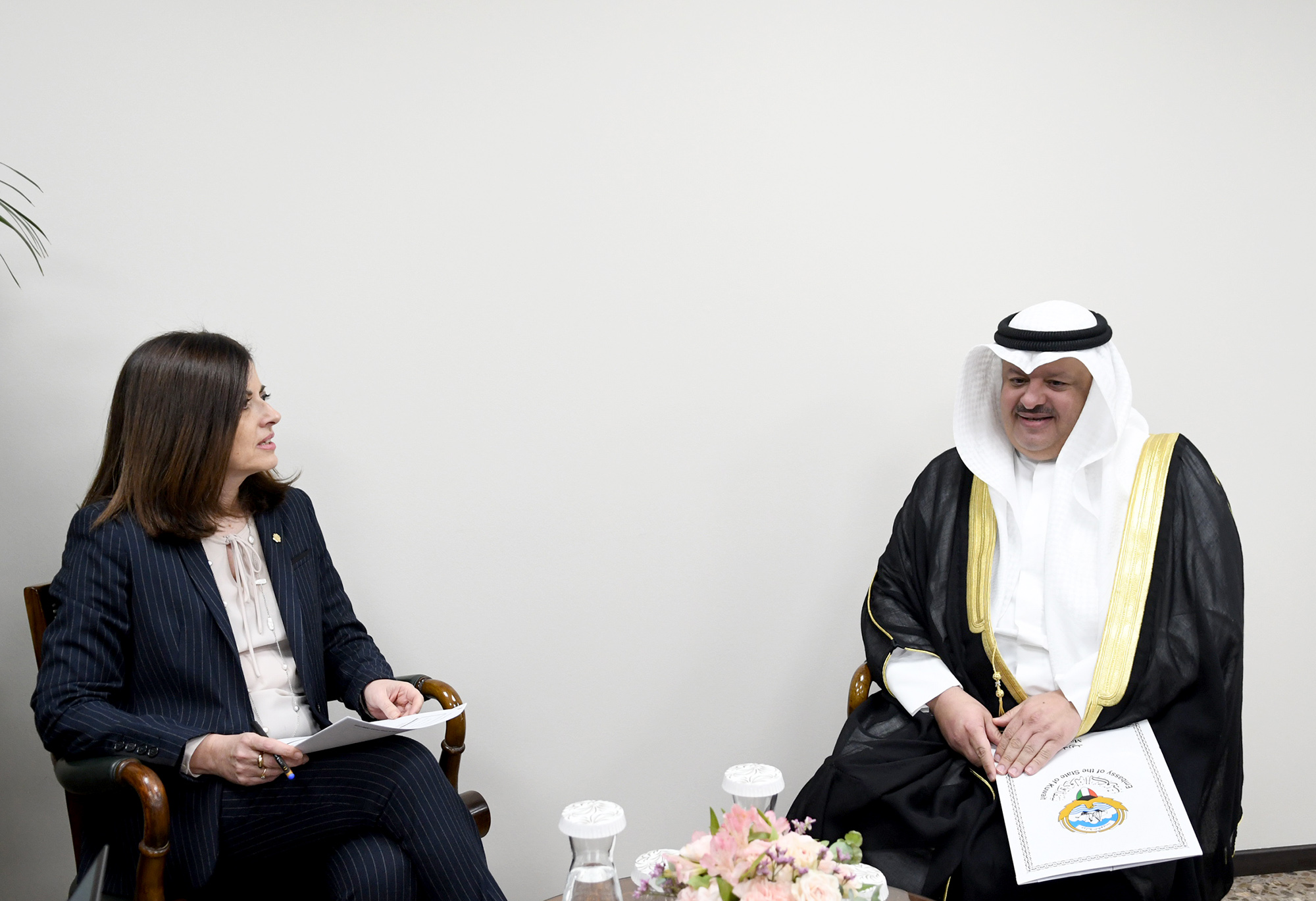 Ambaixadors de deu països presenten les cartes credencials i les còpies al copríncep episcopal i a la ministra d’Afers Exteriors