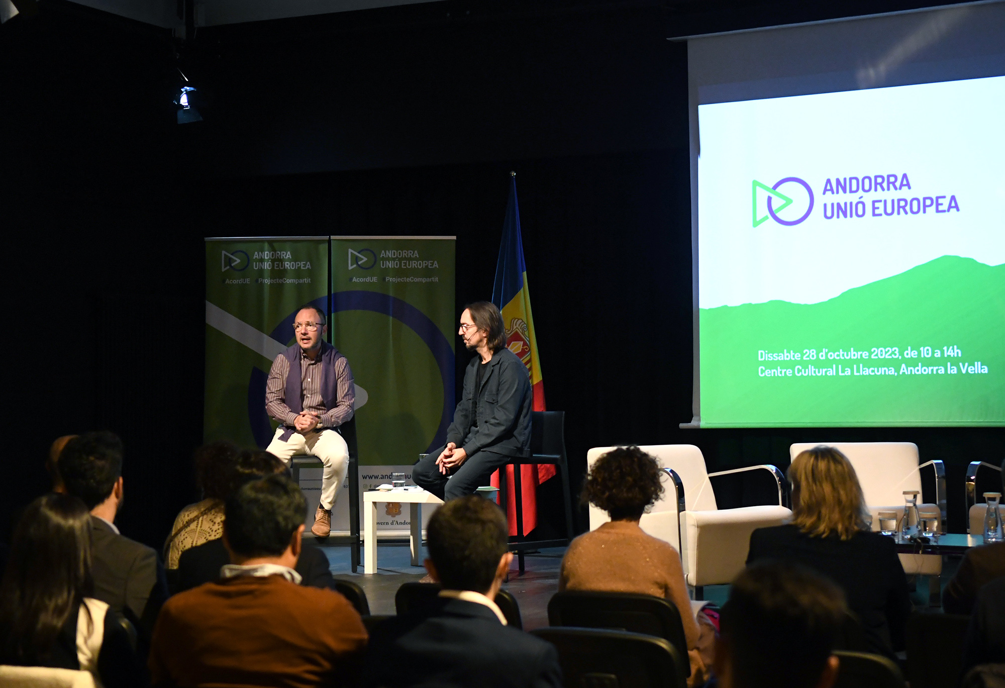 Espot i Riba acosten als joves les oportunitats i els reptes que suposaria l’entrada en vigor de l’acord d’associació amb la UE