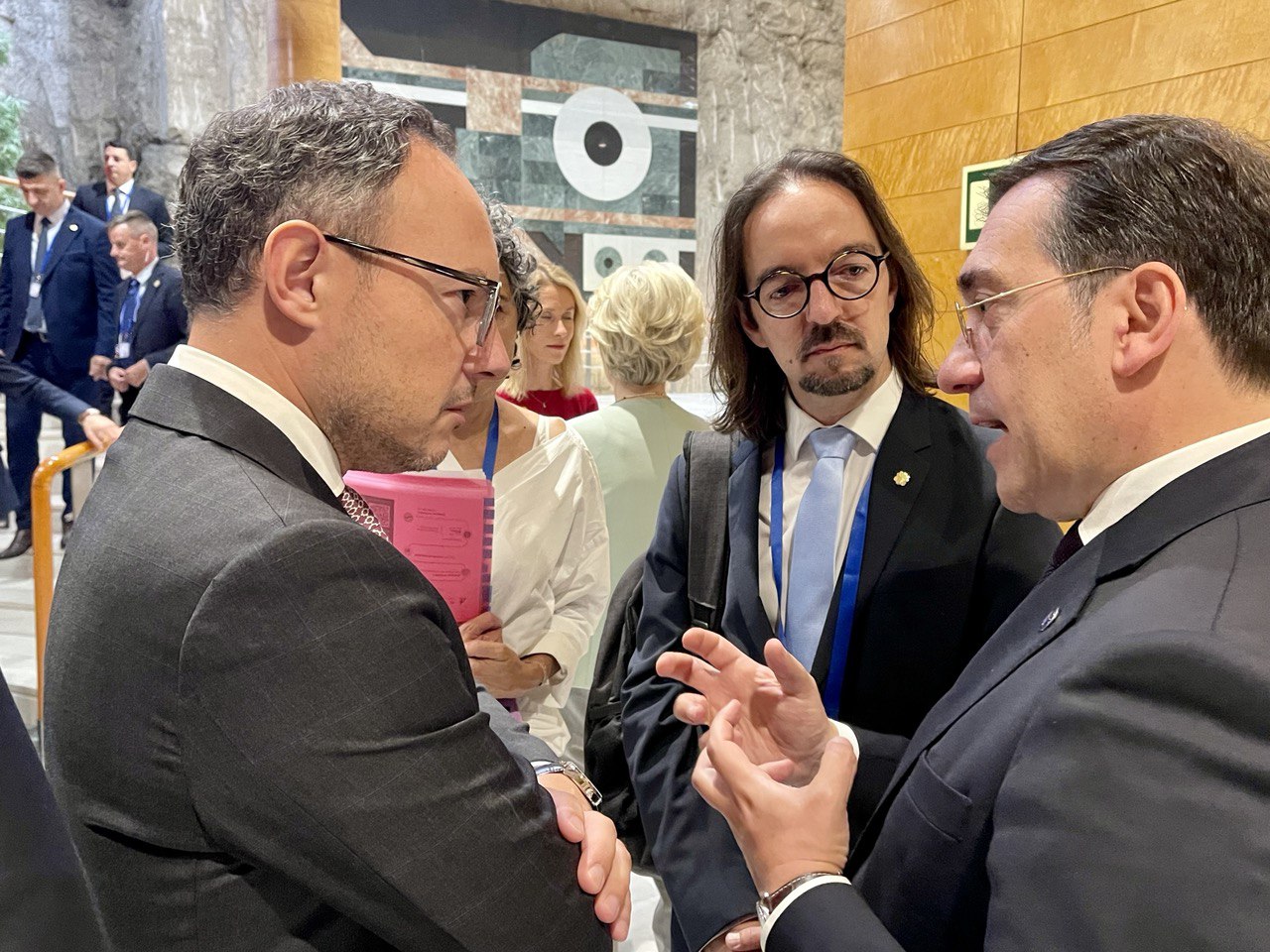 El cap de Govern tracta l’agenda europea amb els presidents reunits en la 3a Reunió de la Comunitat Política Europea