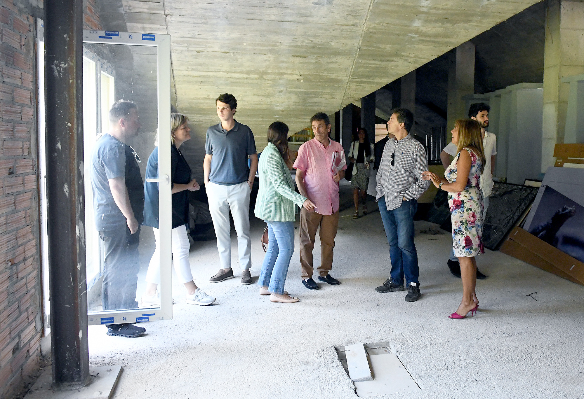 Els ministres Marsol i Ferré mostren als consellers generals els edificis que el Govern destinarà a lloguer a preu assequible