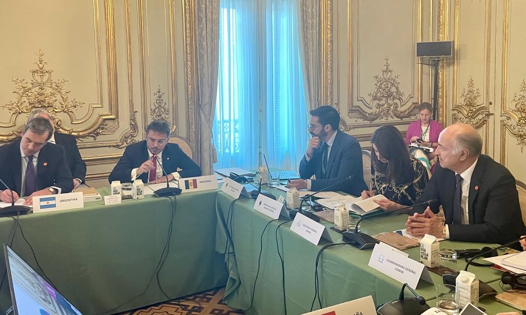 Joan León destaca la importància de donar suport a iniciatives de cooperació internacional per lluitar contra la delinqüència transnacional