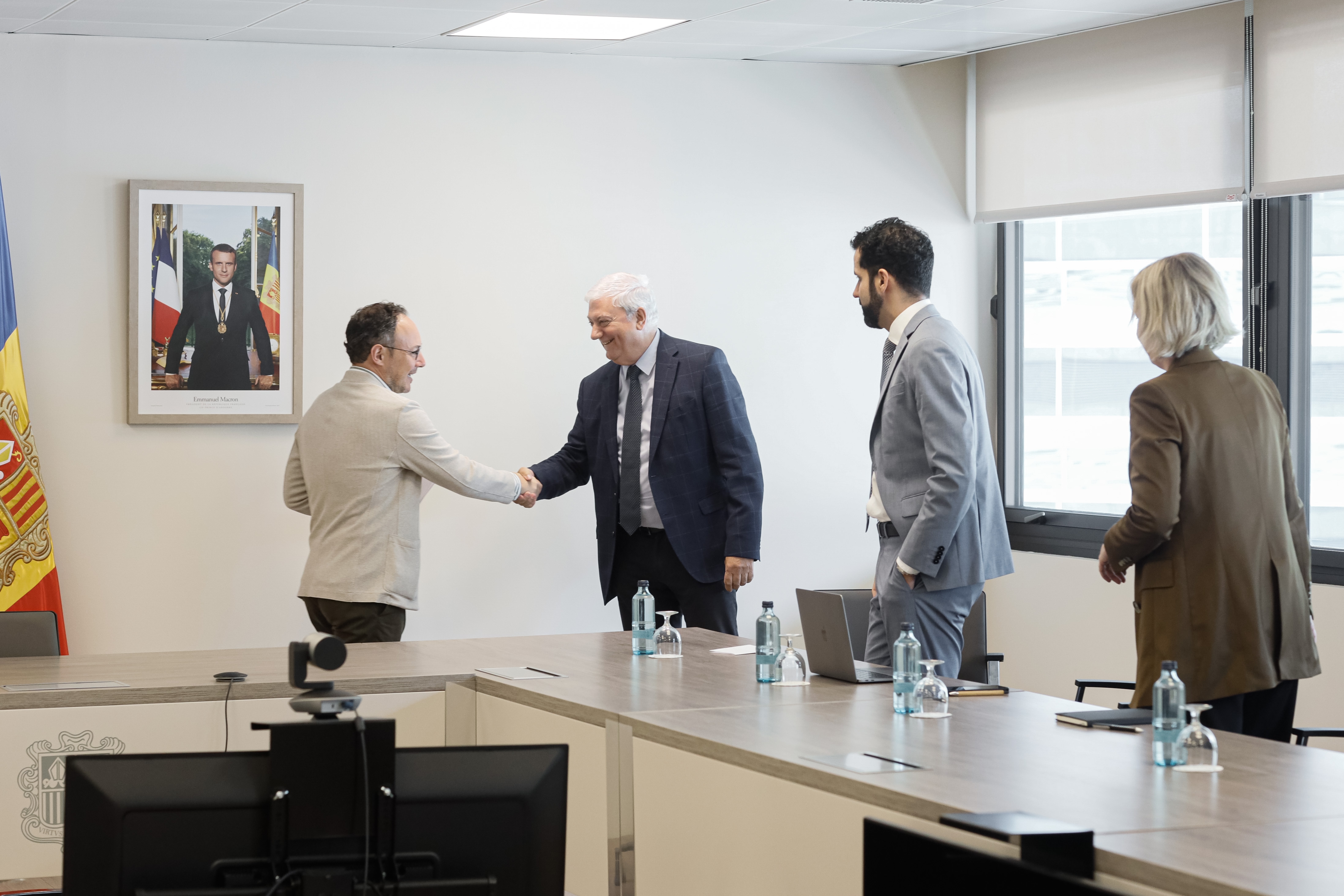 El cap de Govern es compromet amb la CEA a continuar implicant el sector empresarial en els grans reptes de la legislatura