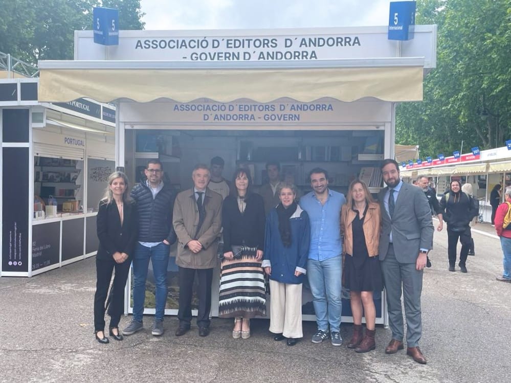 La ministra Bonell participa a la inauguració de la Feria del Libro de Madrid amb un estand d’Andorra