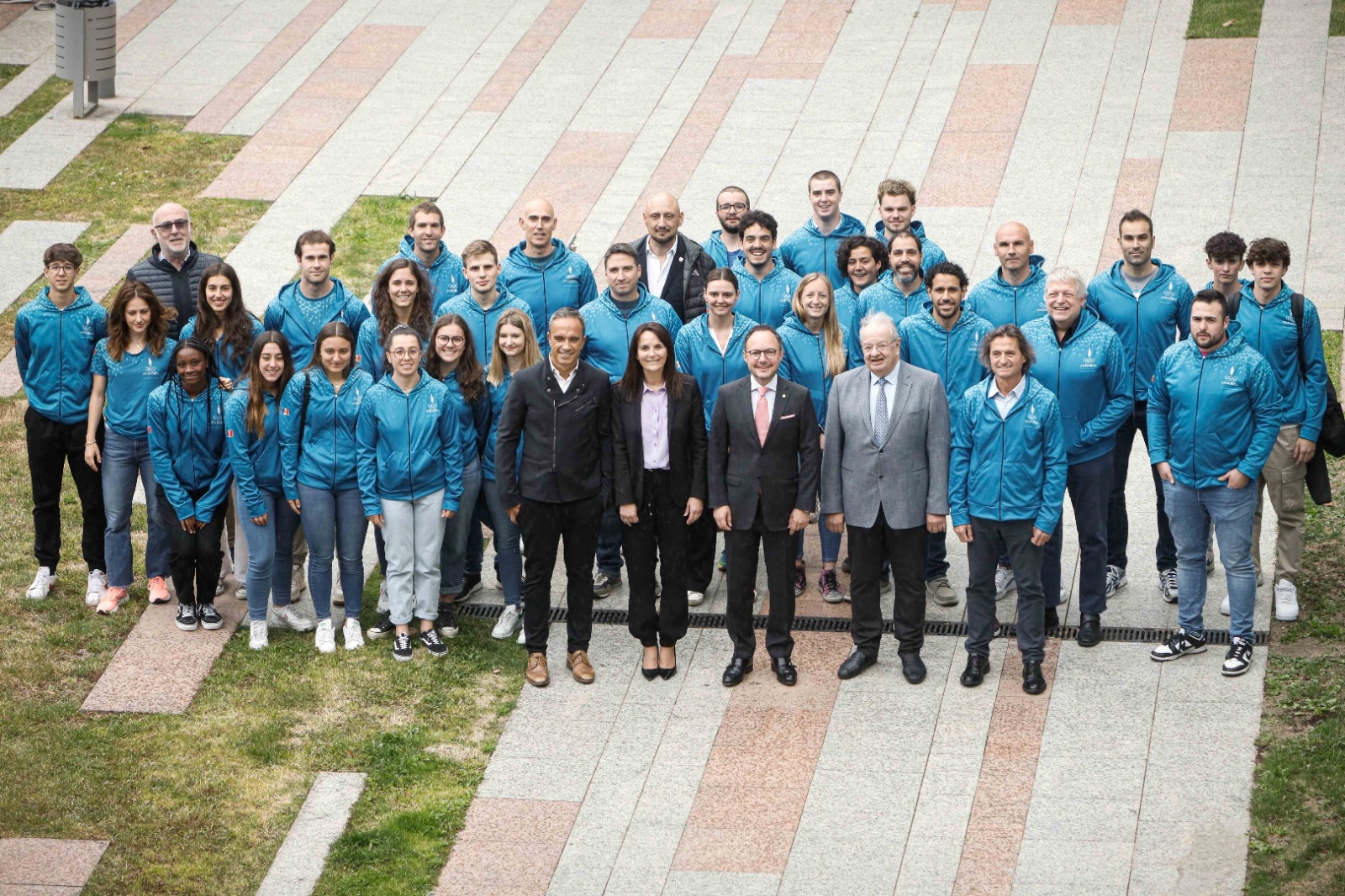 Espot i Bonell reben els esportistes que participaran en els Jocs dels Petits Estat d’Europa de Malta