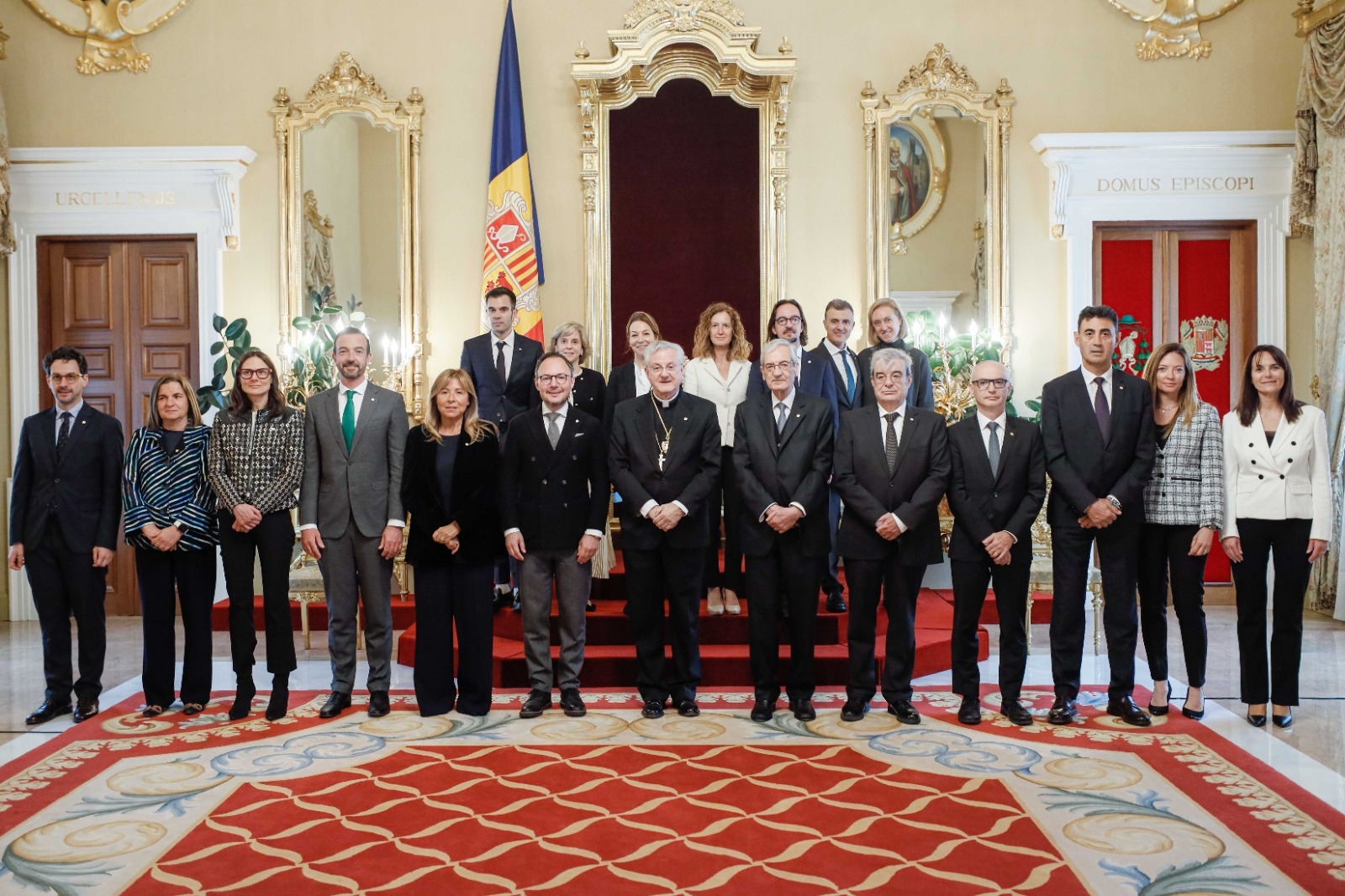 L’equip de Govern es reuneix amb el copríncep episcopal a Palau