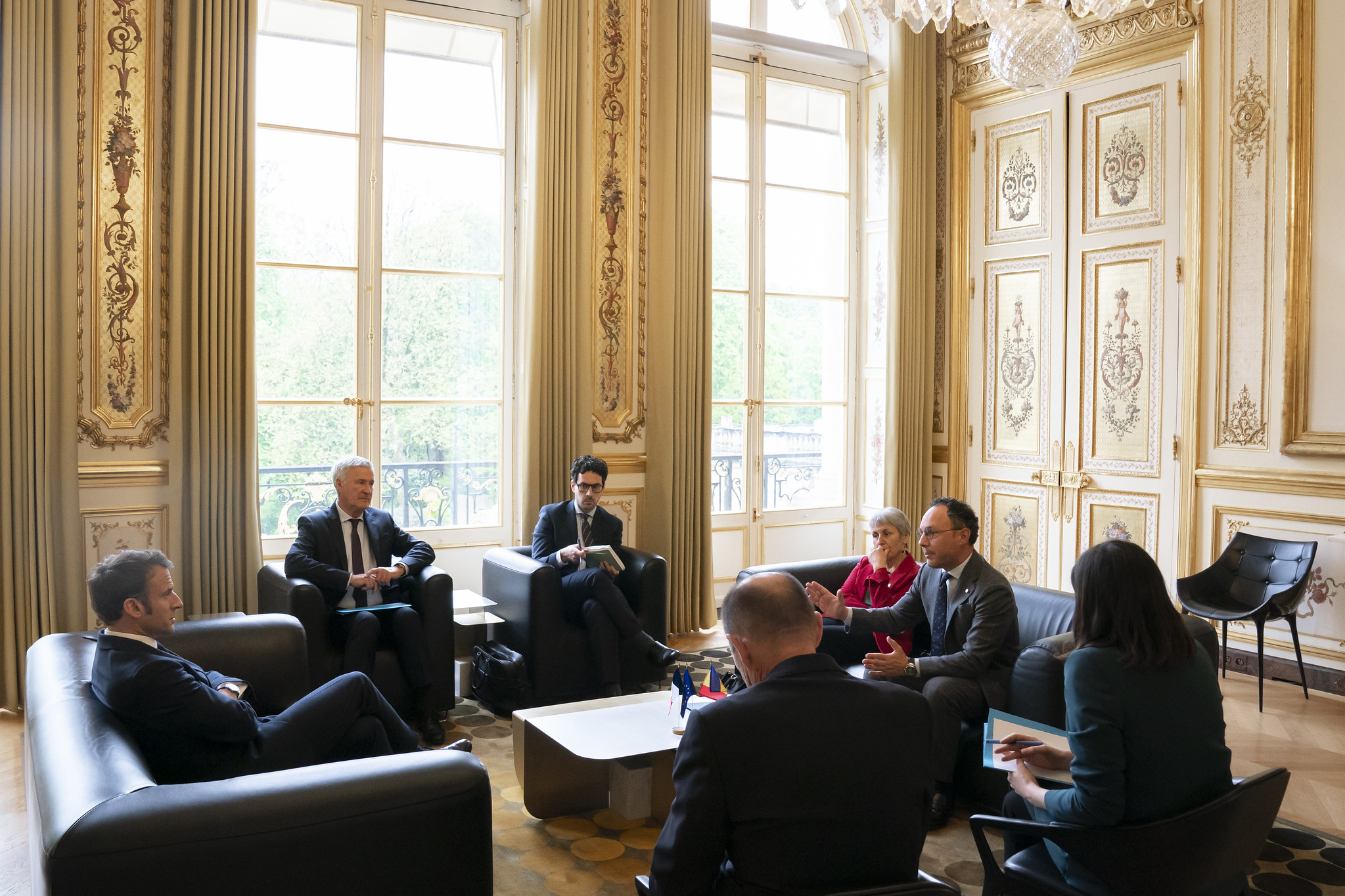 El copríncep Emmanuel Macron, el cap de Govern en funcions, Xavier Espot i la síndica general, Roser Suñé, tracten els principals reptes d’Andorra per als pròxims anys