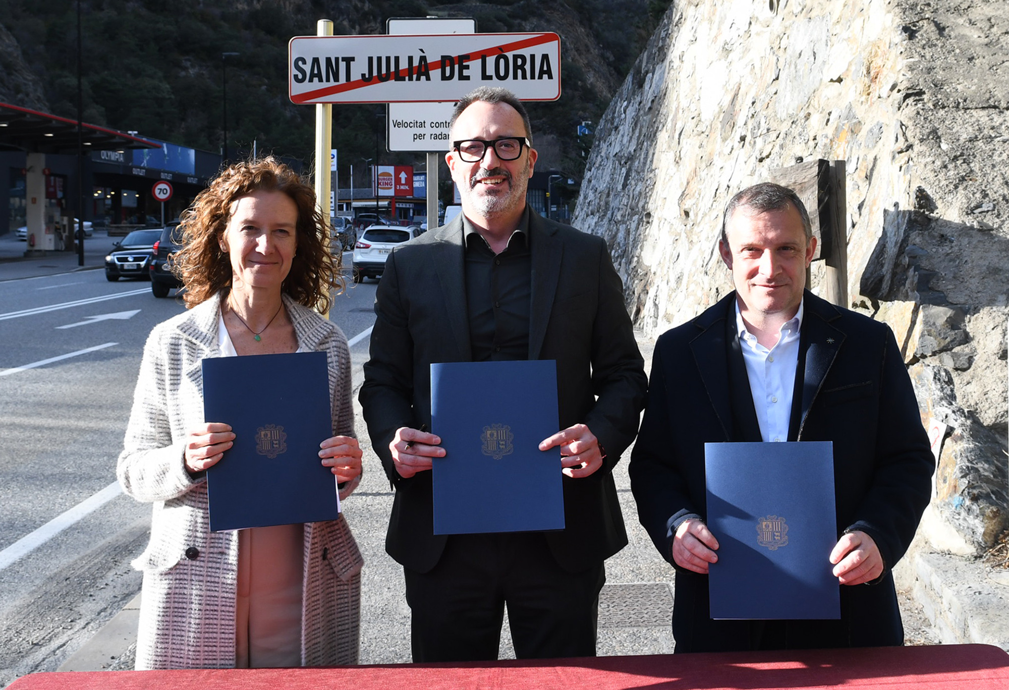 El Govern i Sant Julià impulsen un nou carril bici segregat entre Les Arades i la Margineda