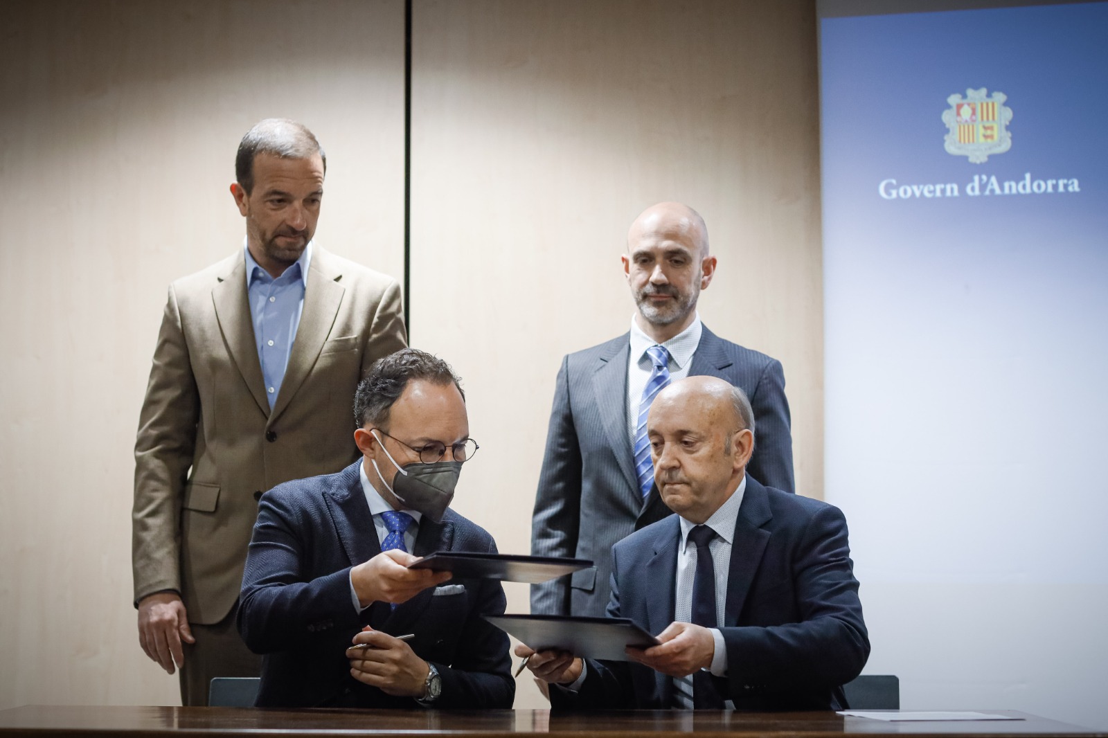 Acord entre les associacions i empreses del sector turístic, la Cambra de Comerç, Indústria i Serveis i el Govern per alinear els objectius de la política turística d’Andorra