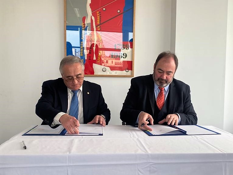 Els ministres de Salut d’Andorra i França, Font i Braun, signen l’Acord marc sobre cooperació sanitària transfronterera