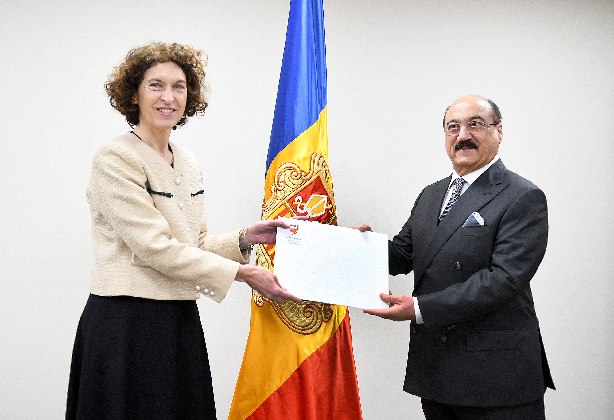 Els ambaixadors de deu països presenten les cartes credencials al copríncep episcopal