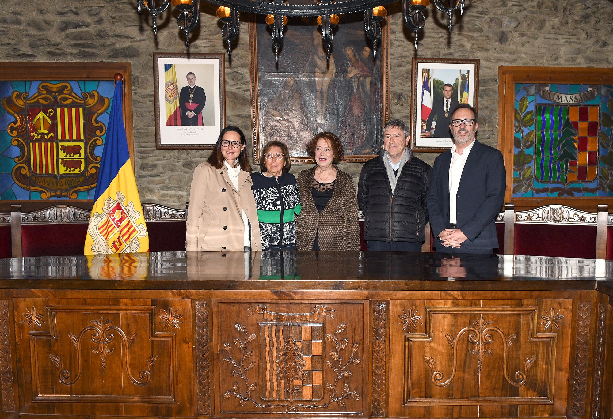 El Govern i el comú de la Massana signen els convenis de cessió amb propietaris de terrenys per tal de crear un tram de voravia entre la Massana i Erts