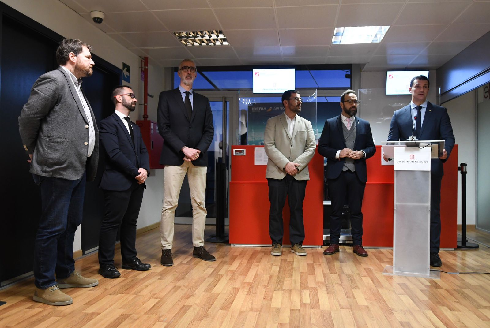 El sistema d’il·luminació per a facilitar els vols nocturns a l’Aeroport d’Andorra-La Seu, a punt per a la seva certificació