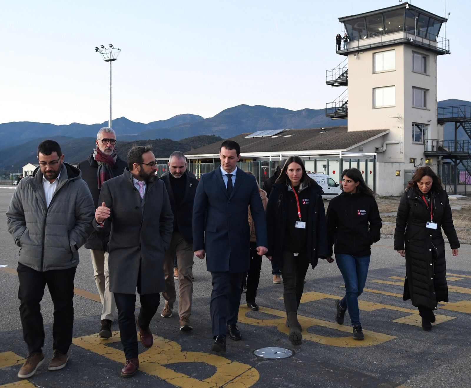El sistema d’il·luminació per a facilitar els vols nocturns a l’Aeroport d’Andorra-La Seu, a punt per a la seva certificació