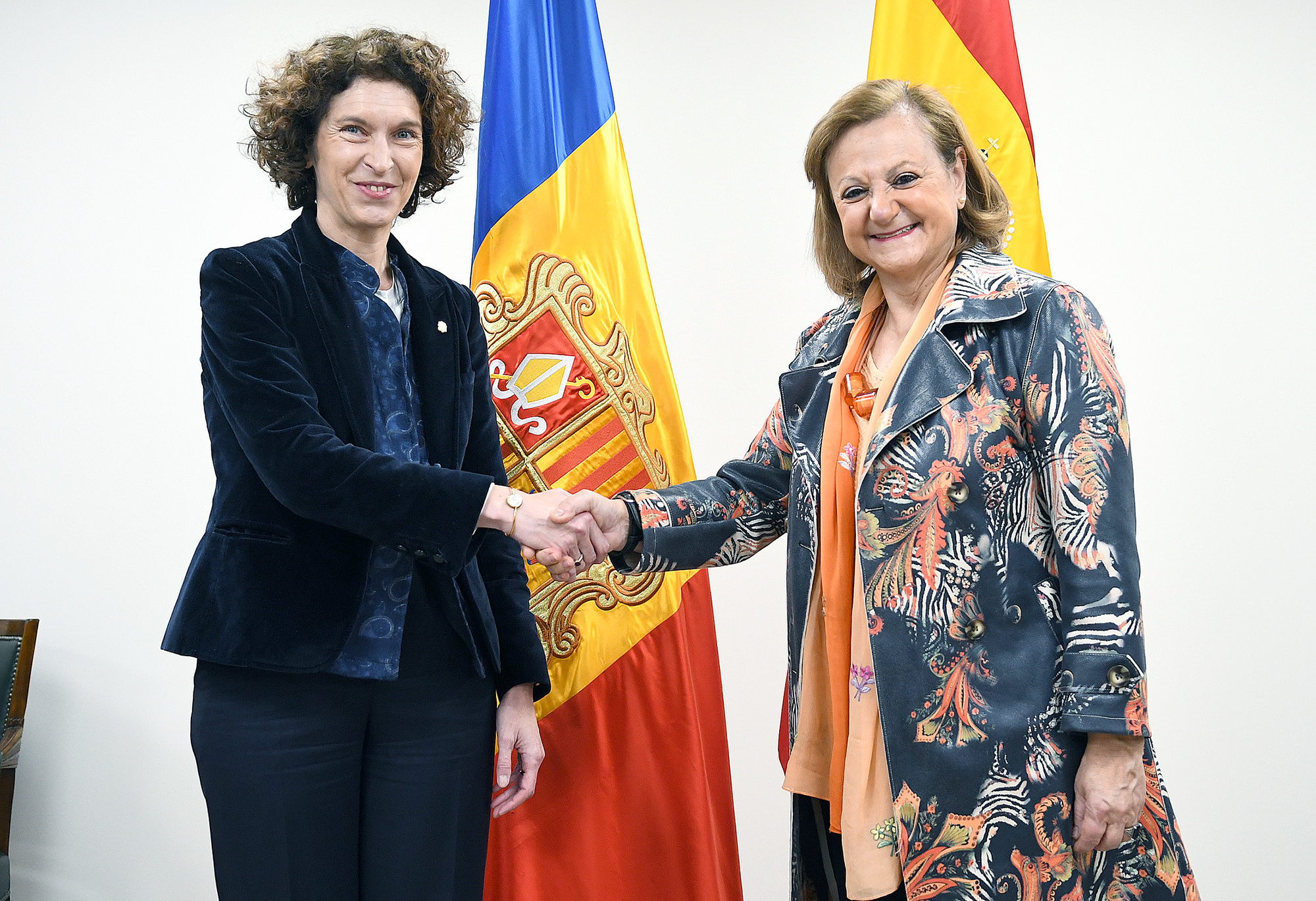 Xavier Espot rep a la comissionada especial de l’Aliança per a la Nova Economia de la Llengua del govern d’Espanya, Cristina Gallach