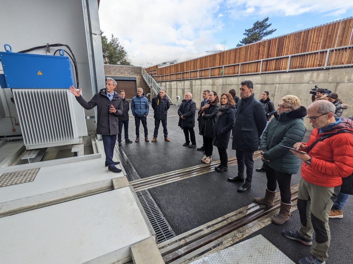 Autoritats i veïns constaten la integració de l’ETR de la Gonarda en la visita de final d’obra
