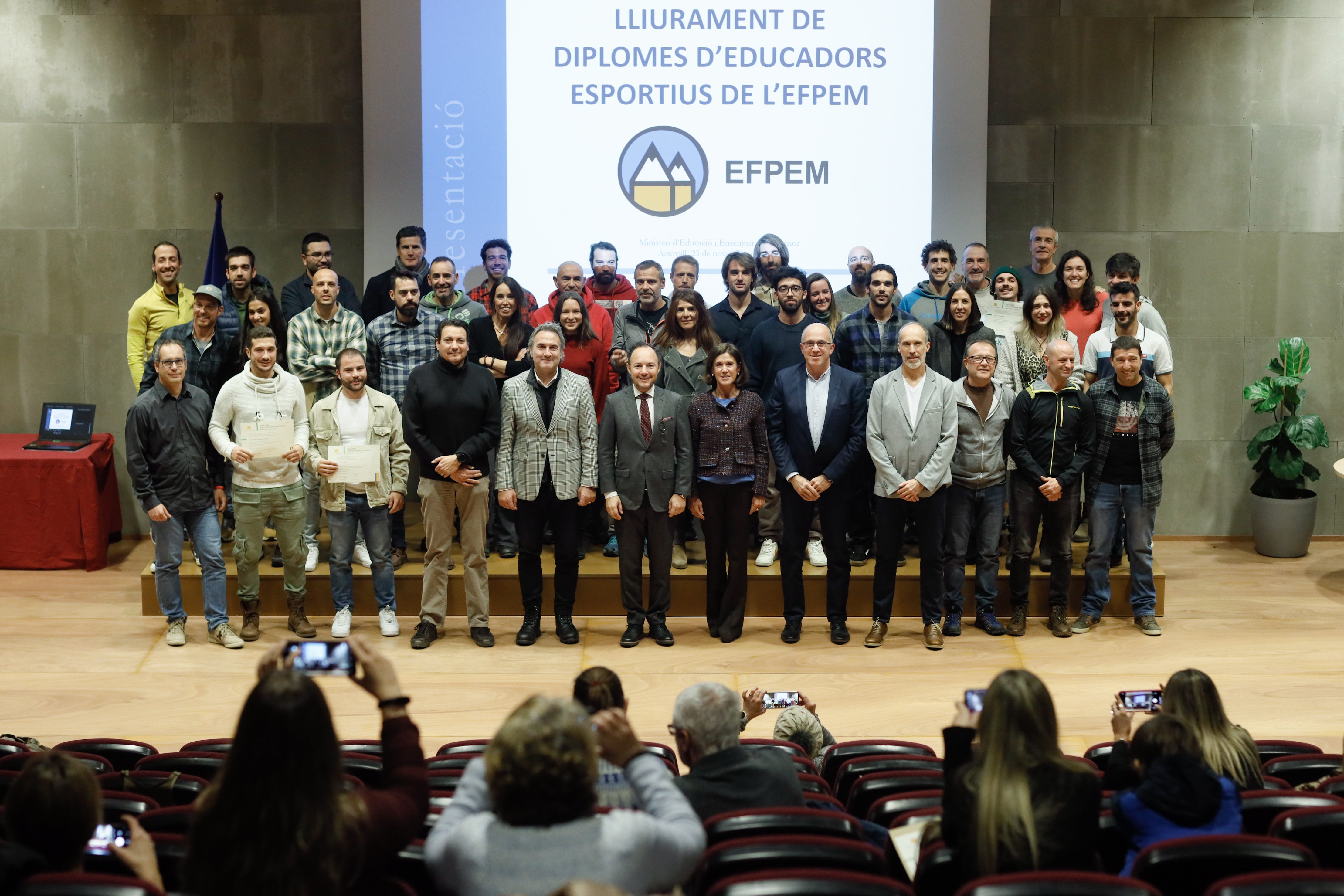 Una cinquantena d’educadors esportius diplomats a l’EFPEM