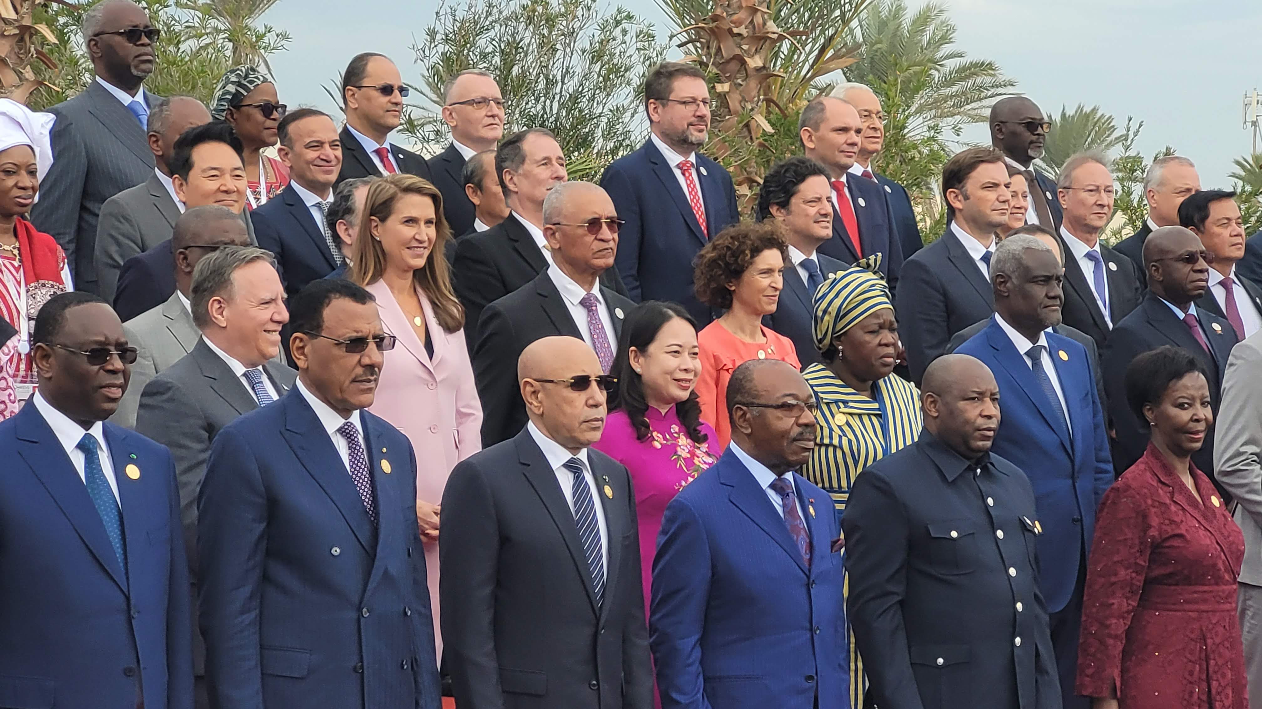 La ministra Ubach modera la primera taula rodona de la 18a Cimera de caps d’Estat i de Govern de la Francofonia