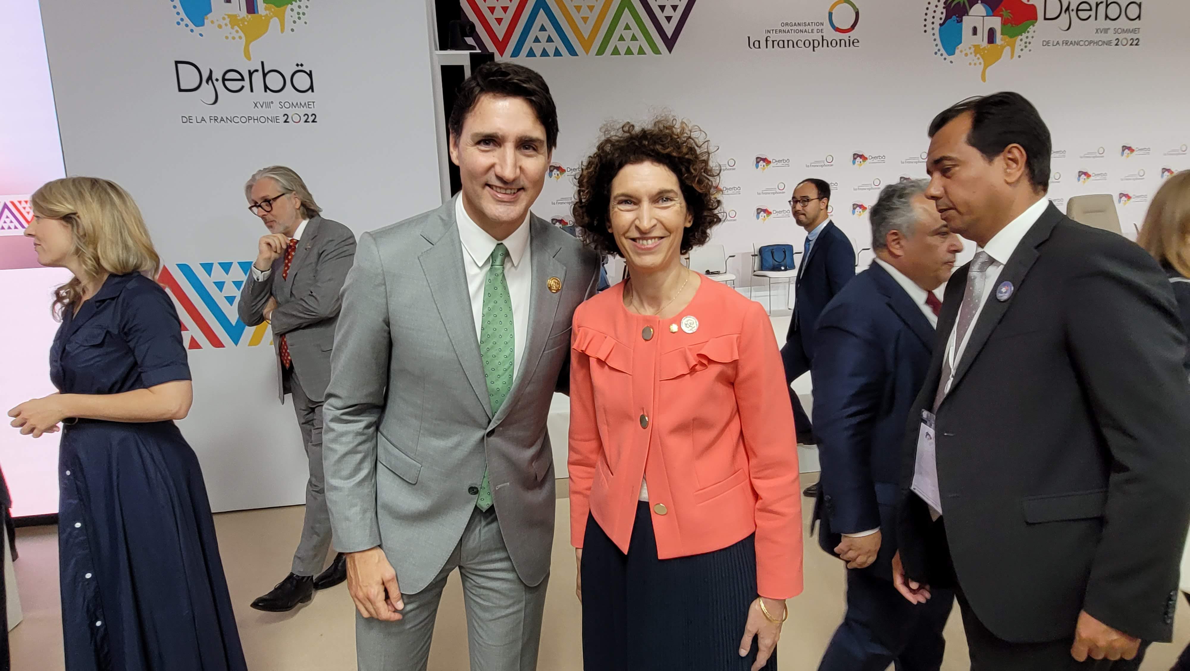 La ministra Ubach modera la primera taula rodona de la 18a Cimera de caps d’Estat i de Govern de la Francofonia