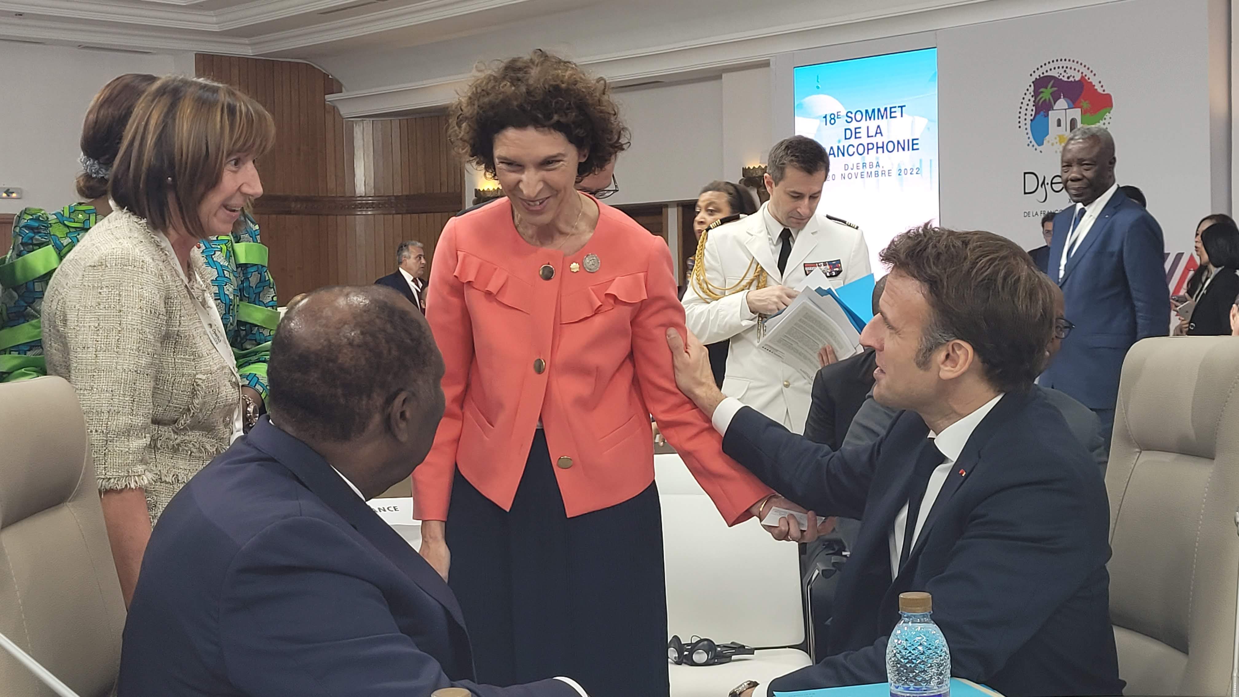 La ministra Ubach modera la primera taula rodona de la 18a Cimera de caps d’Estat i de Govern de la Francofonia