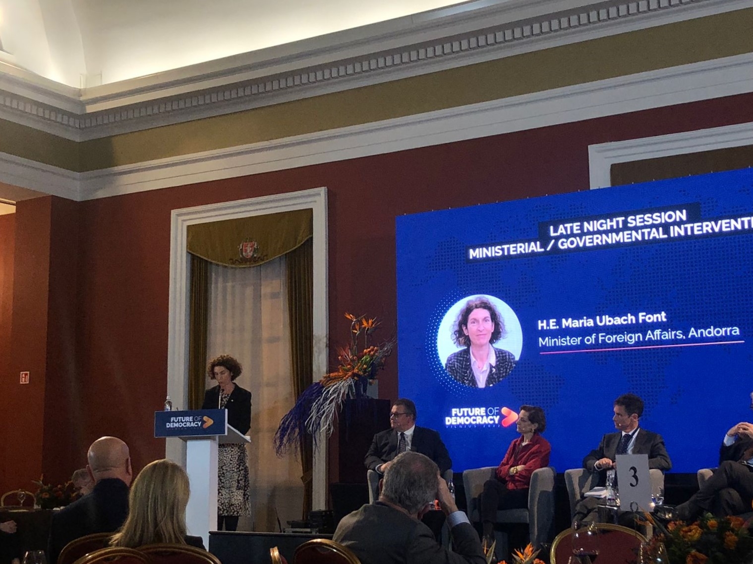 La ministra Maria Ubach participa al fòrum ‘El futur de la democràcia’, organitzat pel govern de Lituània