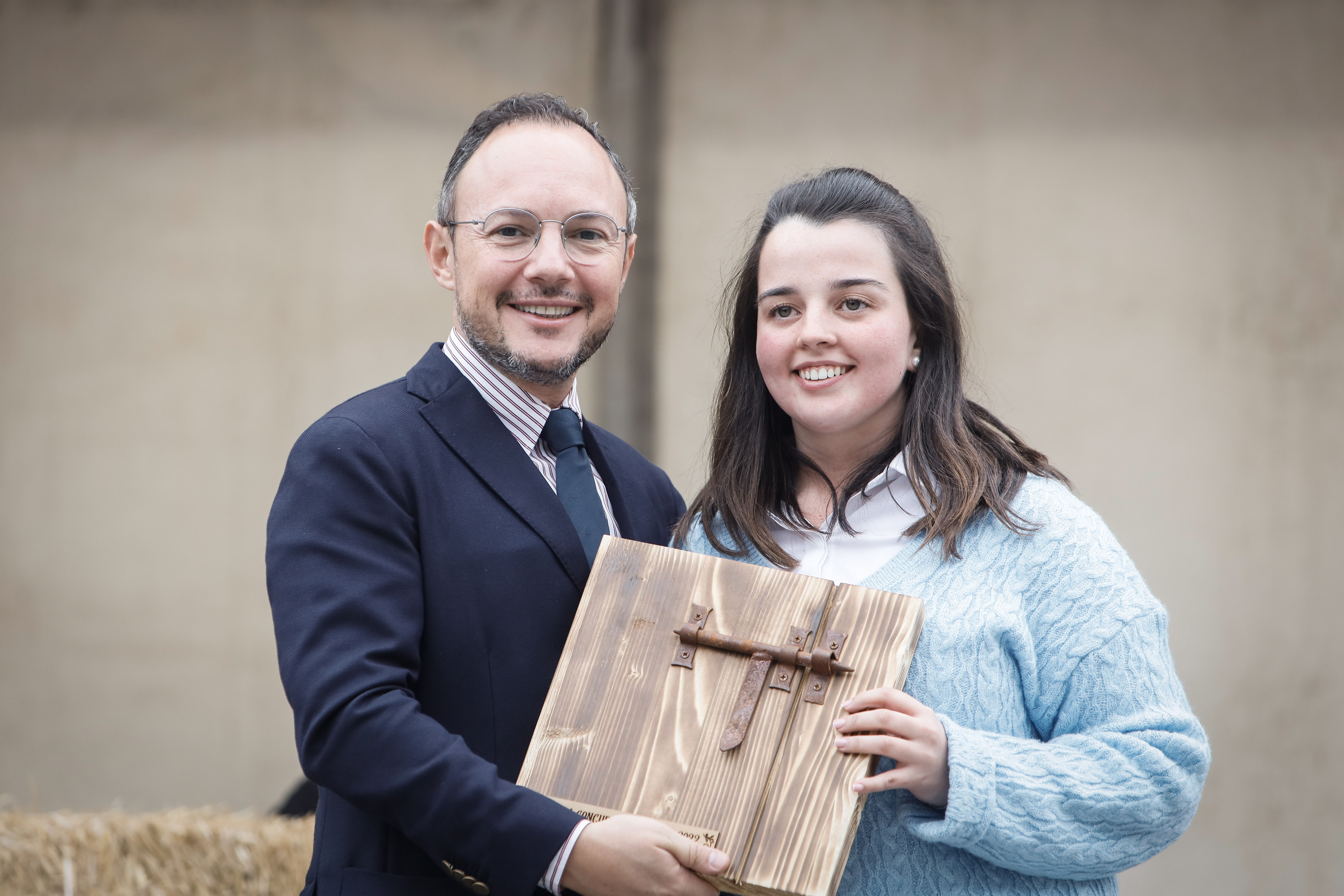 La ministra Calvó anuncia un ajut puntual per pal·liar la disminució de la producció farratgera durant la 43a edició Fira concurs del bestiar