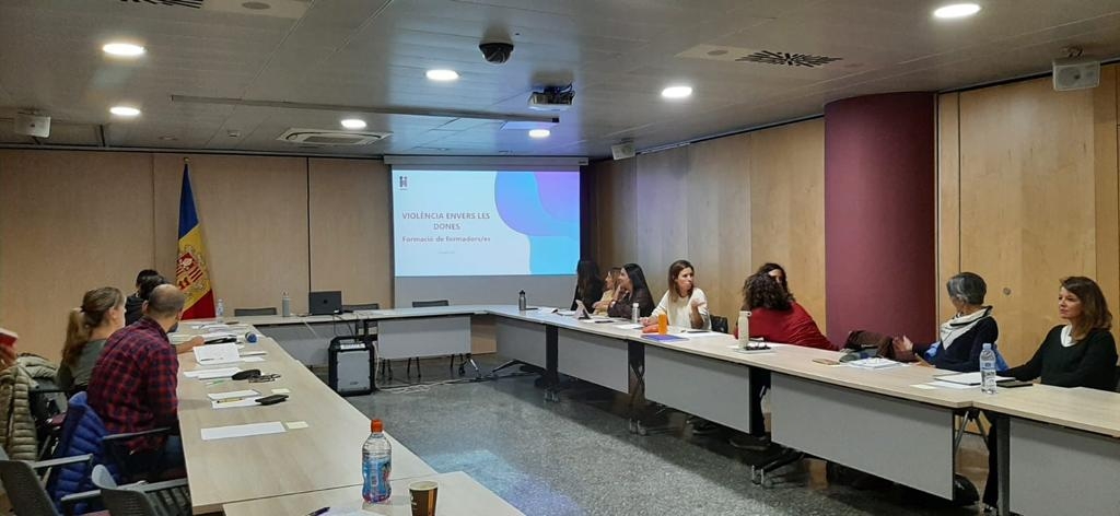 Igualtat realitza unes jornades formatives en matèria de violència de gènere a la xarxa d’agents professionals