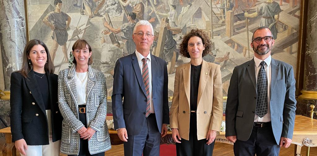 Ubach es reuneix amb la vicepresidenta de la Regió d’Occitània per preparar el nou grup de treball sobre acció econòmica